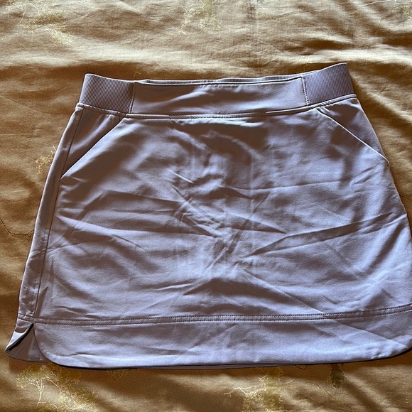 Women’s skirt / skort size Medium - Picture 1 of 3